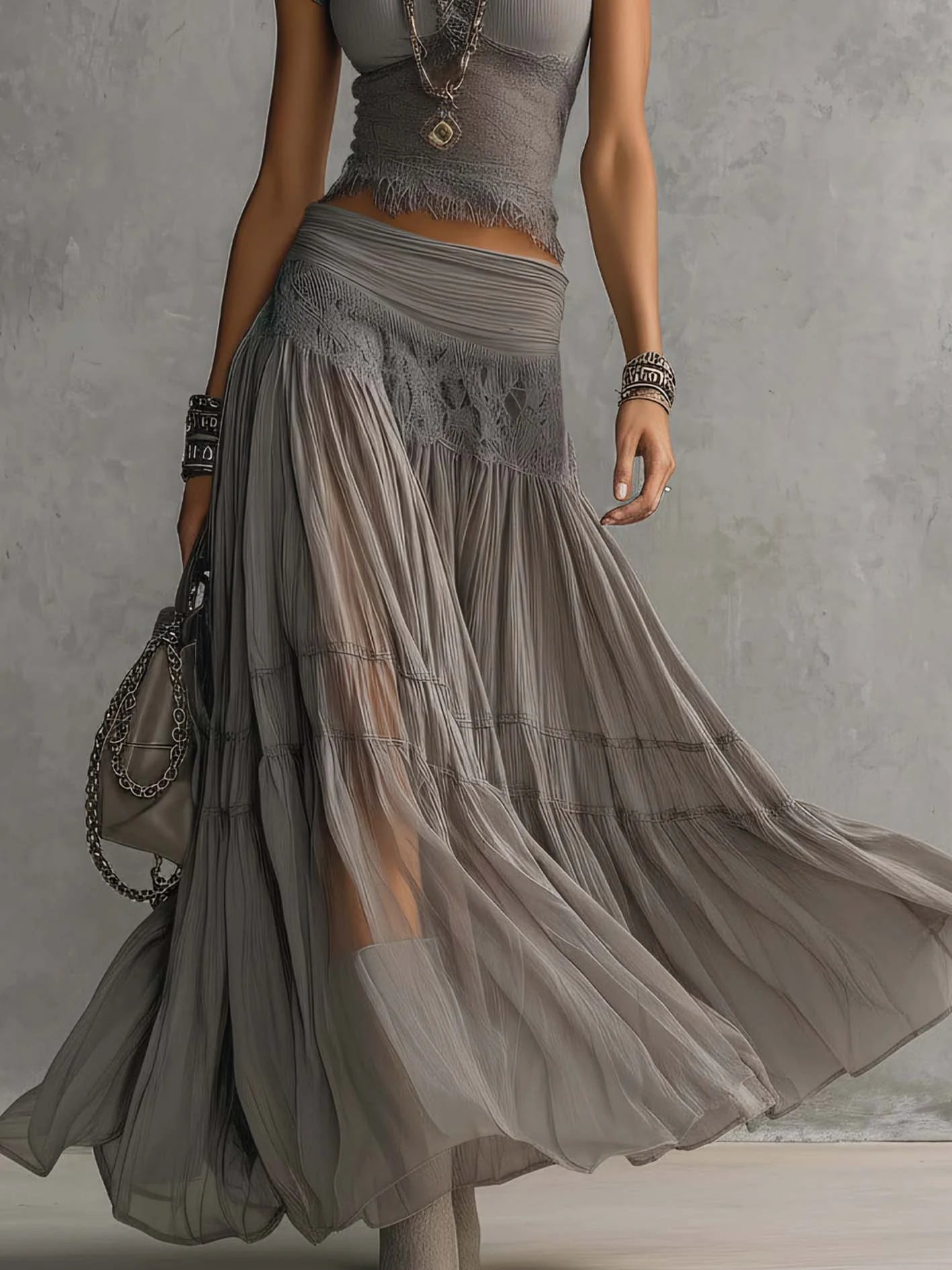 Carmen - Top Gris con transparencias, paneles de encaje y Falda Larga plisada
