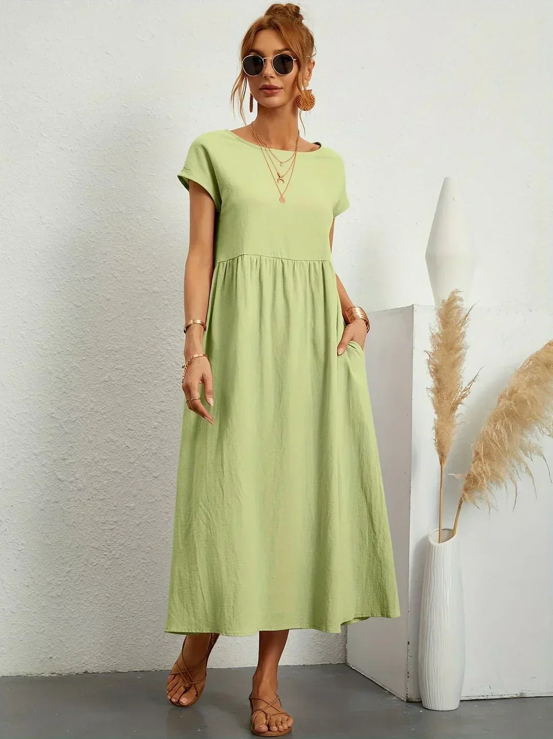 Gabriela | Vestido Medio Fluido de Elegancia Atemporal™