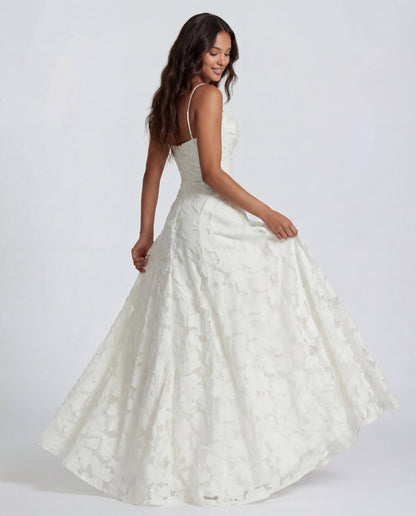 Sofia | Vestido de Encaje Floral™